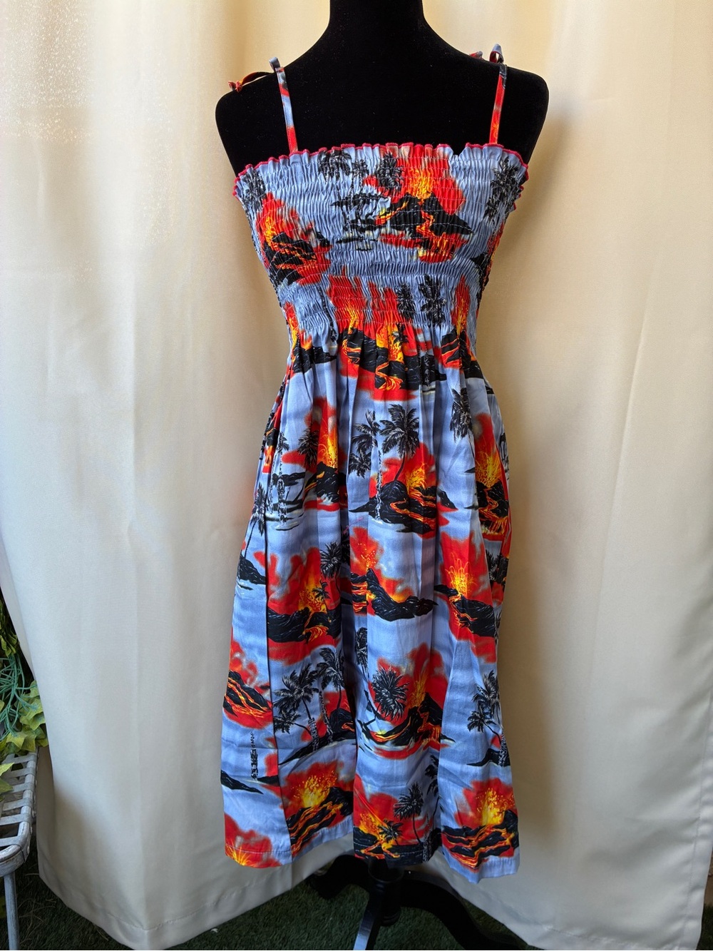 NWT Smocked Made in Hawaii Puanani RJC midi Volcano Print Sun Dress